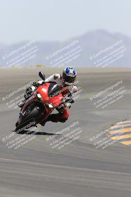 media/May-14-2023-SoCal Trackdays (Sun) [[024eb53b40]]/Turn 12 (1145am)/